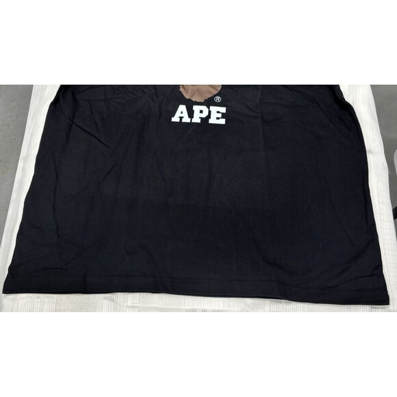 A Bathing Ape Black and White T Shirt Size XL Bape Ape Gorilla Head NWT - Picture 5 of 6